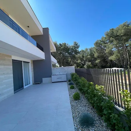 Nika With Pool & Parking Near Zadar Villa *